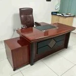 1600mm executive office table (Mahogany)