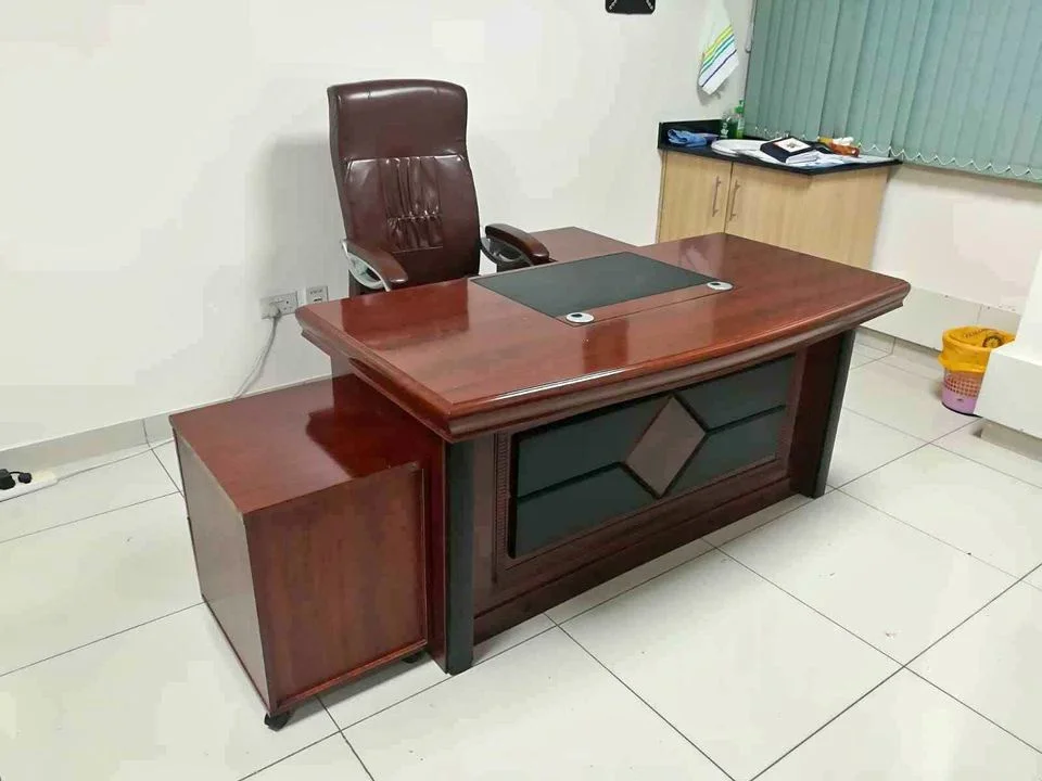 336298236_5977752545647177_2420267667486553716_n.jpg 1600mm executive office table (Mahogany) - Image 1