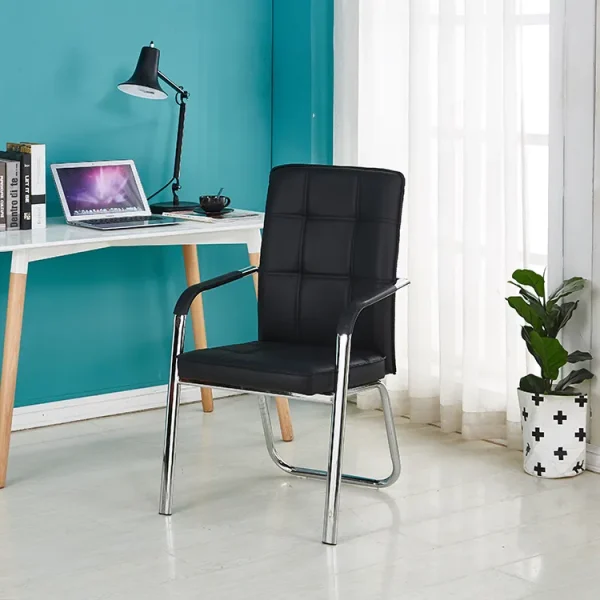 Executive leather visitor's office seat