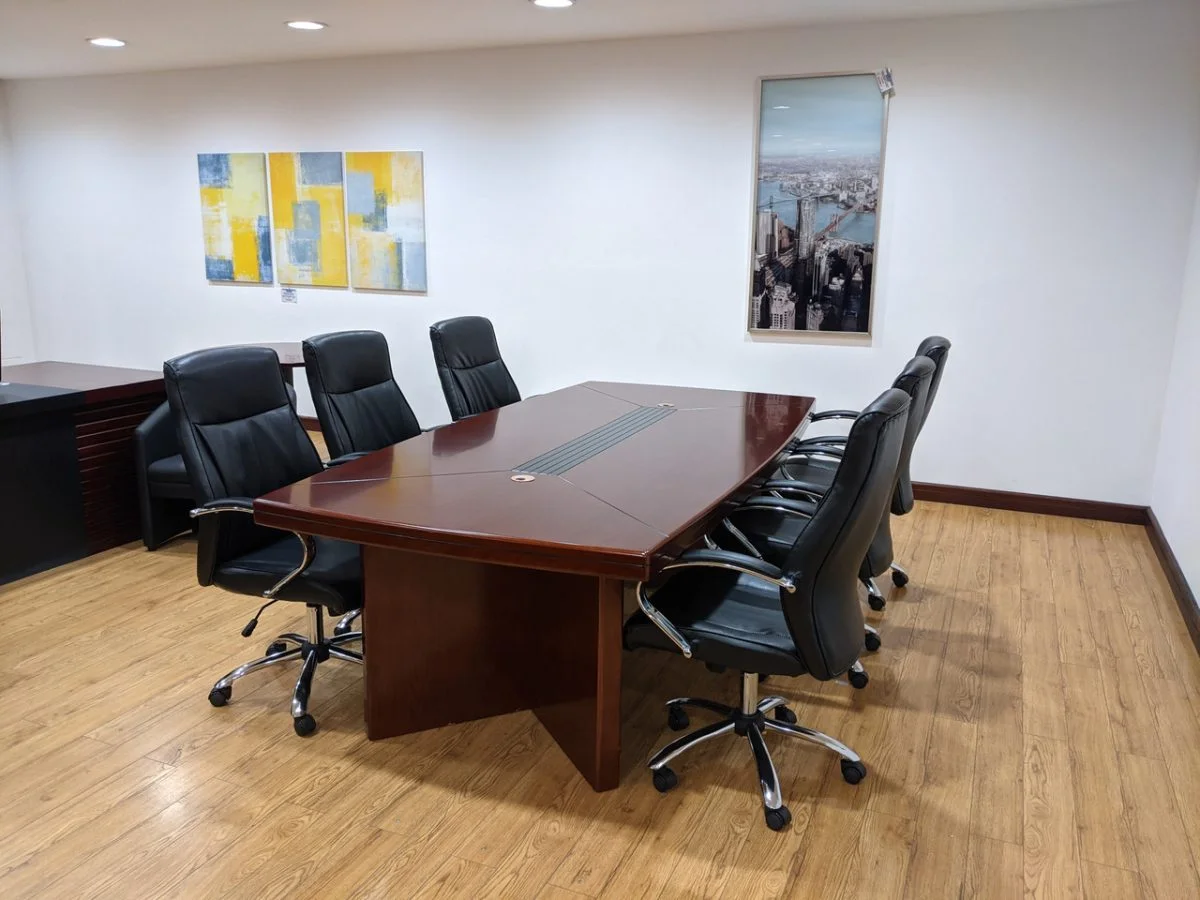 8 - 10 Seater office boardroom table - Image 4