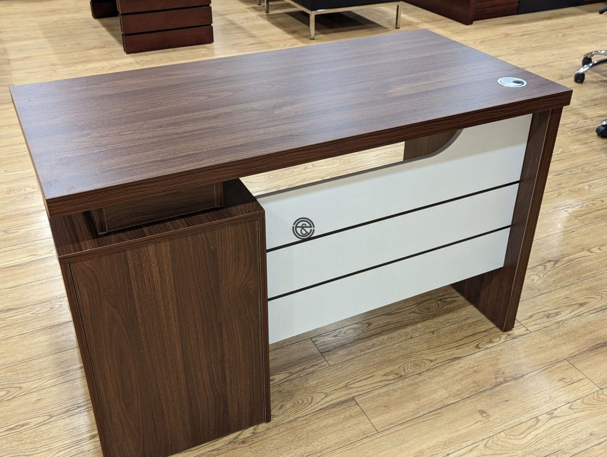 1.2m executive mahogany office desk - Image 4