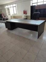 3.0M Executive conference table - Image 2