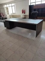 3.0M Executive conference table - Image 3