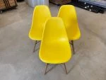 Eames Plastic Dinning Seat