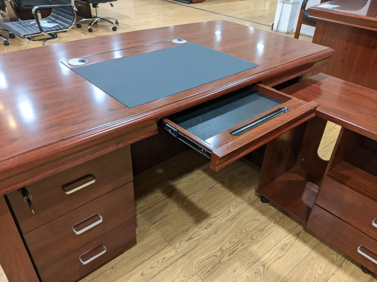 1400mm Executive Office Desk - Image 4