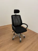 Ergonomic headrest office seat