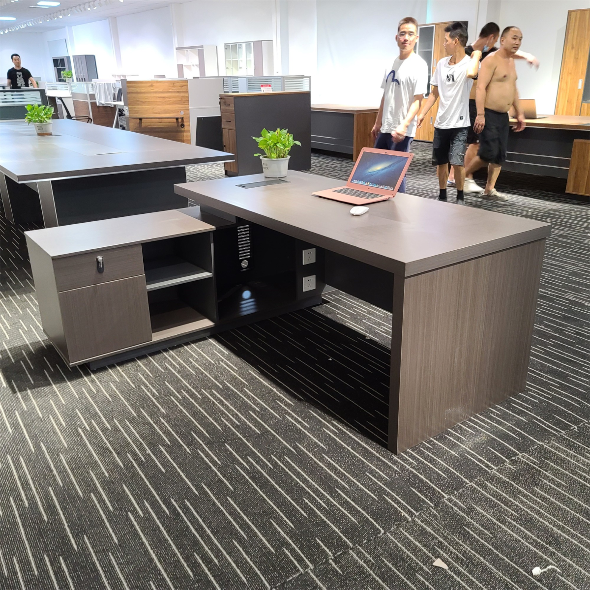 stylish modern 1.6m executive office desk, 160cm modern executive desk, 1.6 meter executive office desk, large modern office desk, contemporary executive office desk, luxury executive office desk, premium modern office desk 1.6m, director office desk 1.6m, CEO office desk 1.6m, boss office desk modern, corporate executive desk 1.6m, professional executive office desk, executive workstation desk 1.6m, office desk with drawers, executive desk with storage, modular modern executive desk, spacious executive office desk, ergonomic modern executive desk, modern office workstation desk, stylish executive office desk, contemporary office furniture desk, high-end executive desk, sturdy executive office desk, heavy-duty modern office desk, durable executive office desk, solid wood modern office desk, MDF executive office desk, laminated modern office desk, veneer finish executive desk, scratch-resistant modern office desk, moisture-resistant executive desk, long-lasting 1.6m office desk, imported style modern executive desk, showroom quality office desk, catalog ready modern executive desk, reliable 1.6m office desk, affordable executive office desk, value-for-money modern executive desk, neutral color office desk, walnut finish modern desk, mahogany finish executive desk, oak finish modern office desk, black executive office desk, white modern executive desk, executive desk for corporate offices, executive desk for private offices